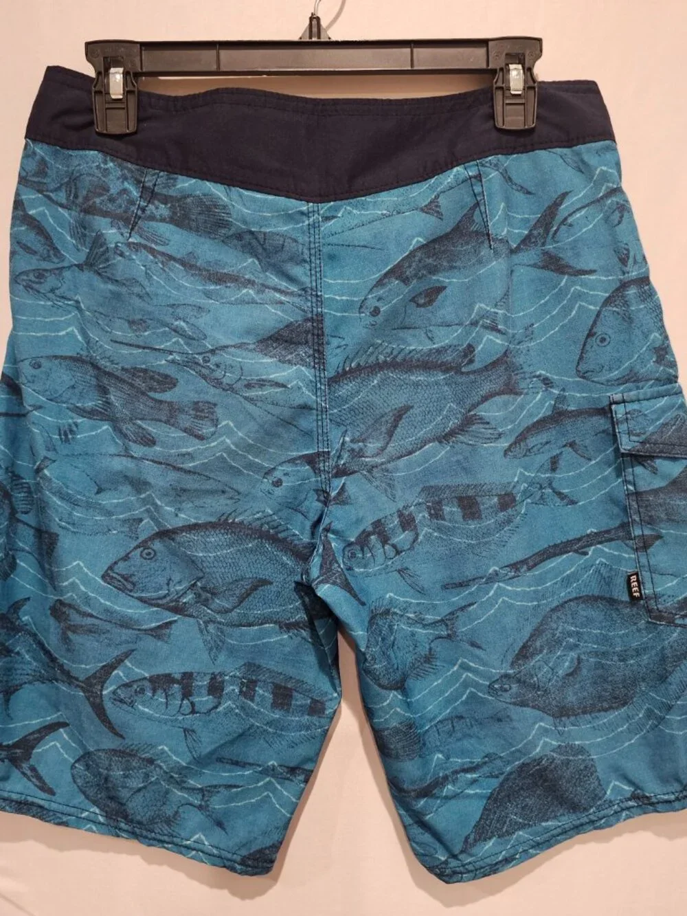 REEF Men's Board Shorts Size 31 Blue Fish Print Surf Swim Trunks Beach